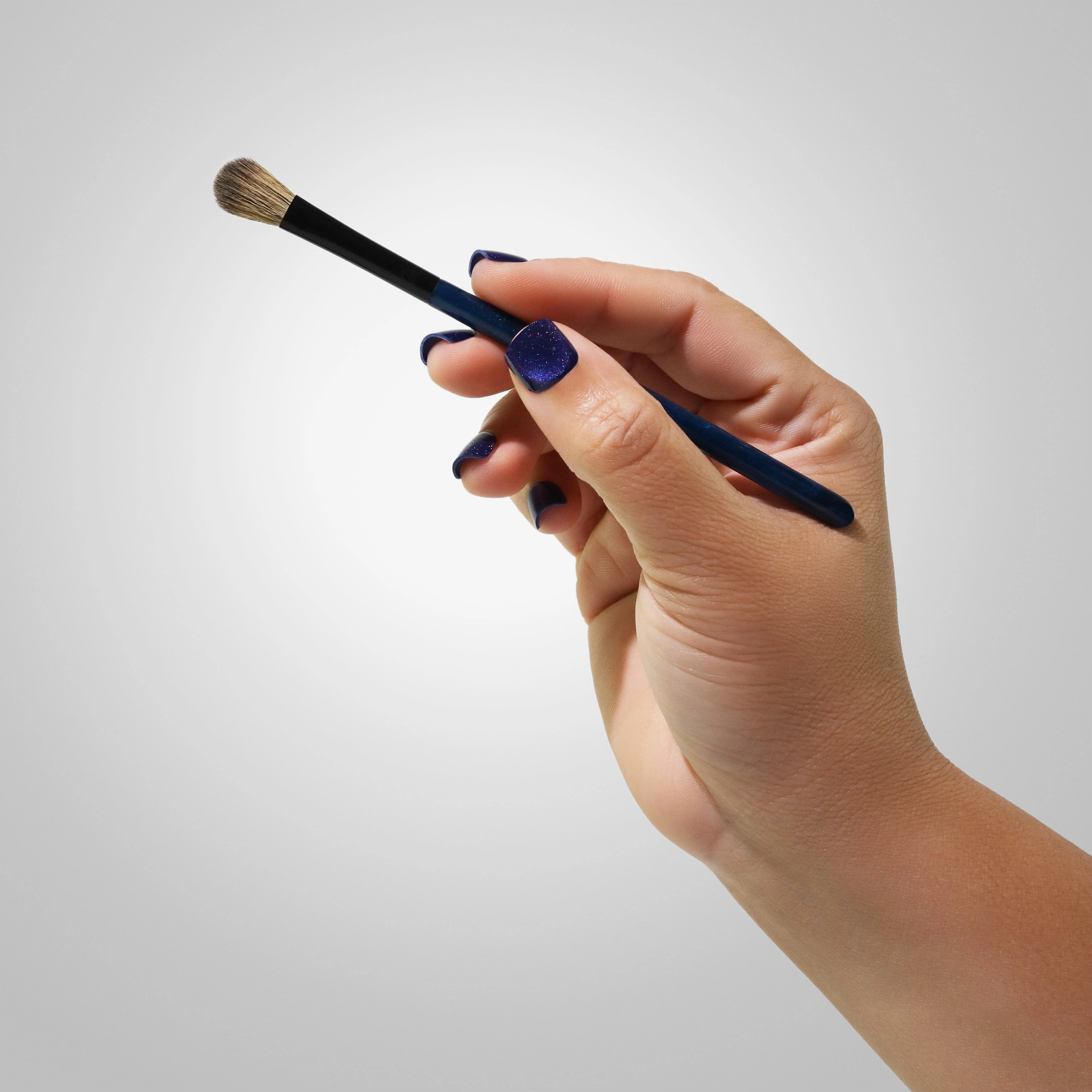 E20 Large Crease Brush - Image 2